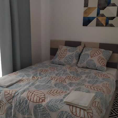 Apartman Till 加兰塔 客房 照片